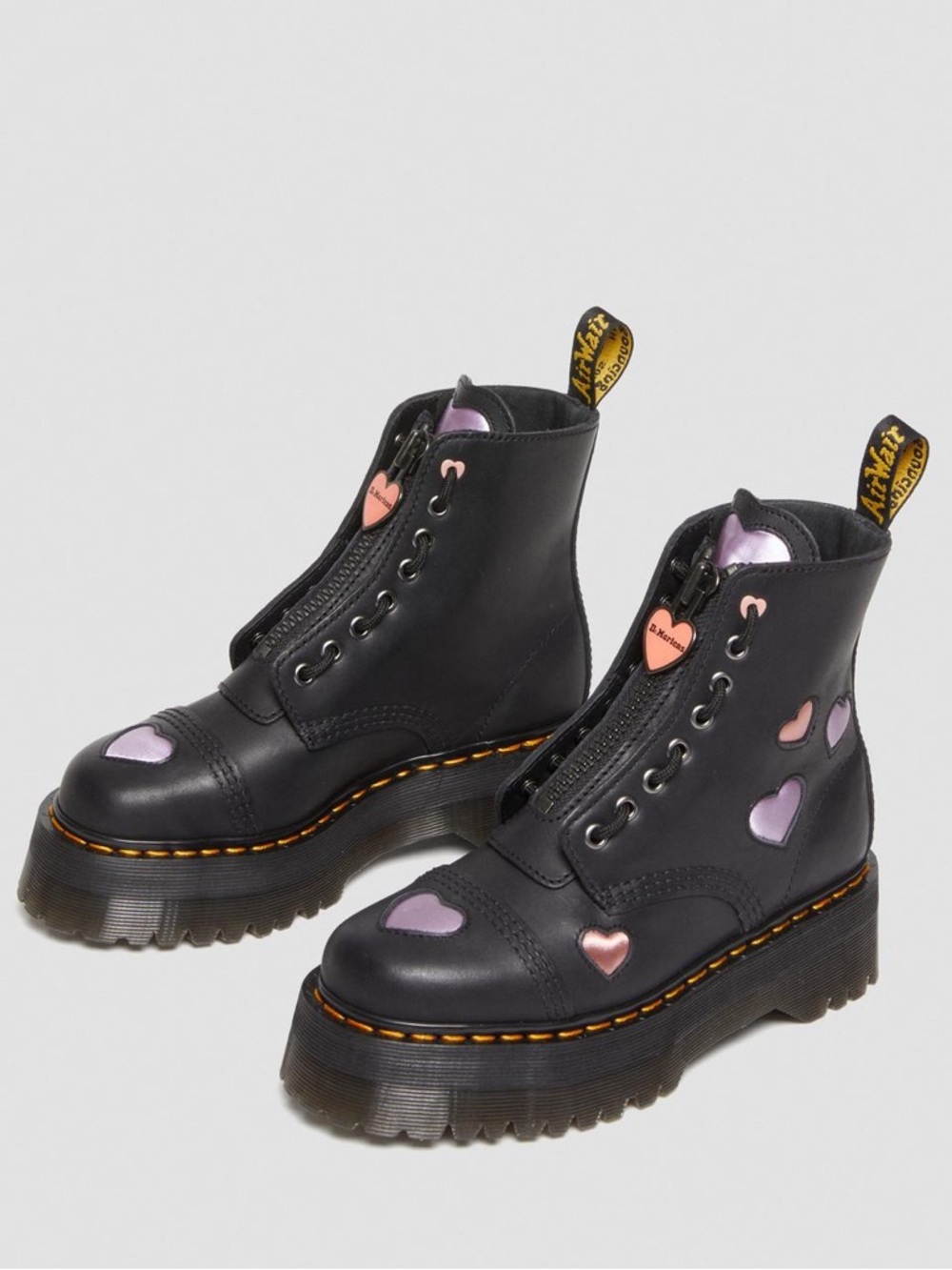 Dr. Martens SINCLAIR LEATHER HEART PLATFORM BOOTS 6M/7W DS NB - Picture 2 of 3